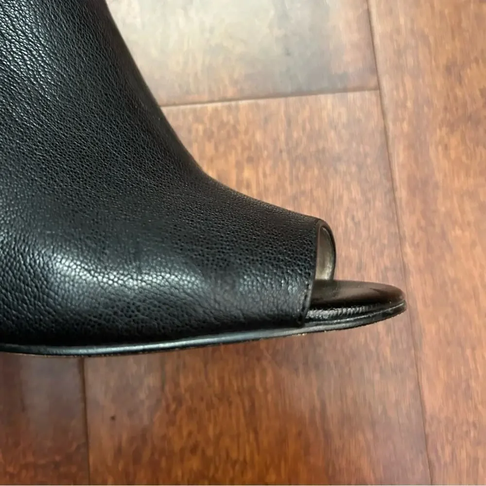 Louise et Cie Black Leather Wedge Heel Peep Toe Shoes, Gold Detailing Size 8.5